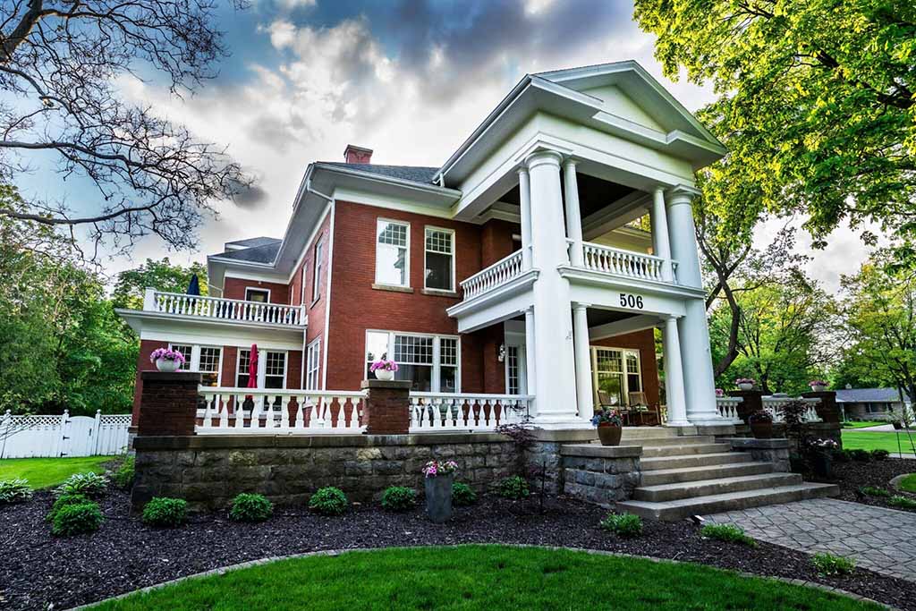 Nordic Pineapple Bed and Breakfast